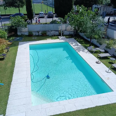 Desenzano Nocleg ze śniadaniem 4*