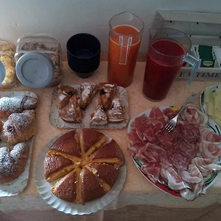 Bed and Breakfast Desenzano 4*